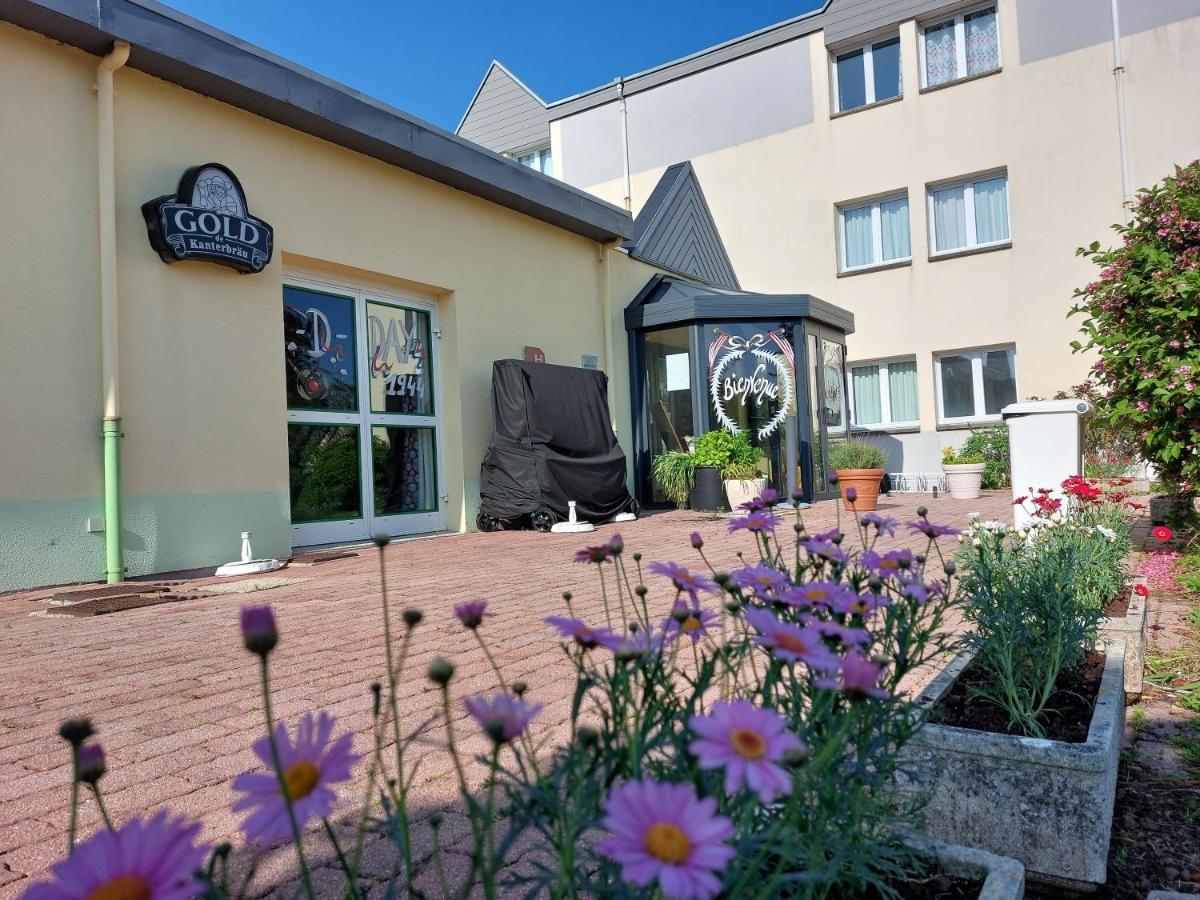 Contact Hotel Utah Beach Carentan - Anciennement Kyriad Екстериор снимка